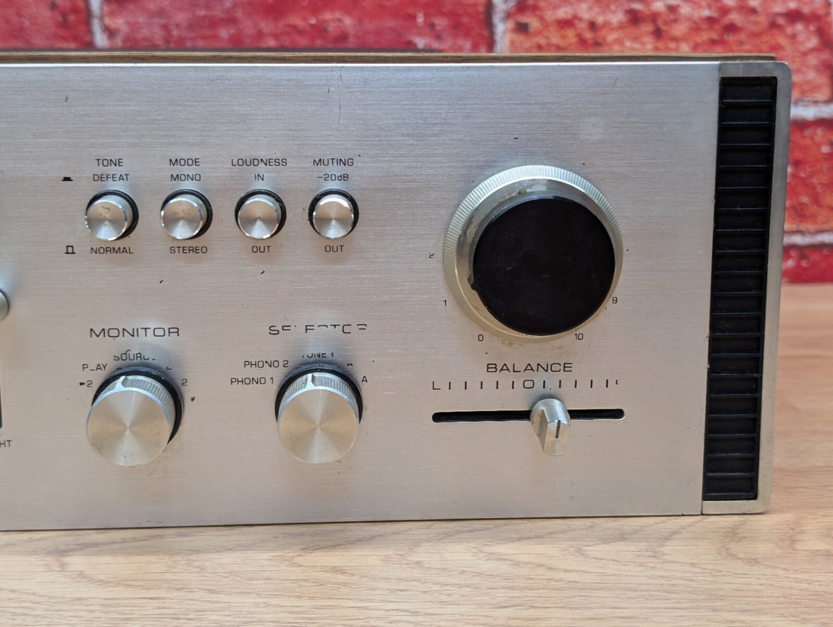 Vintage Rotel RA-611 Stereo Integrated Amplifier Wood Case 1970s HiFi Working