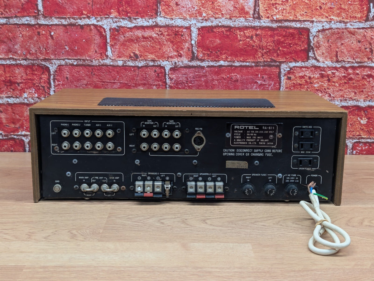 Vintage Rotel RA-611 Stereo Integrated Amplifier Wood Case 1970s HiFi Working