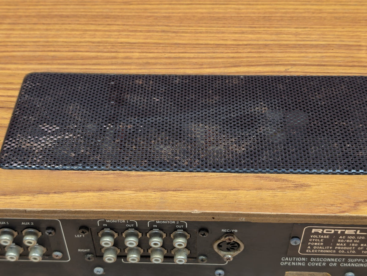 Vintage Rotel RA-611 Stereo Integrated Amplifier Wood Case 1970s HiFi Working