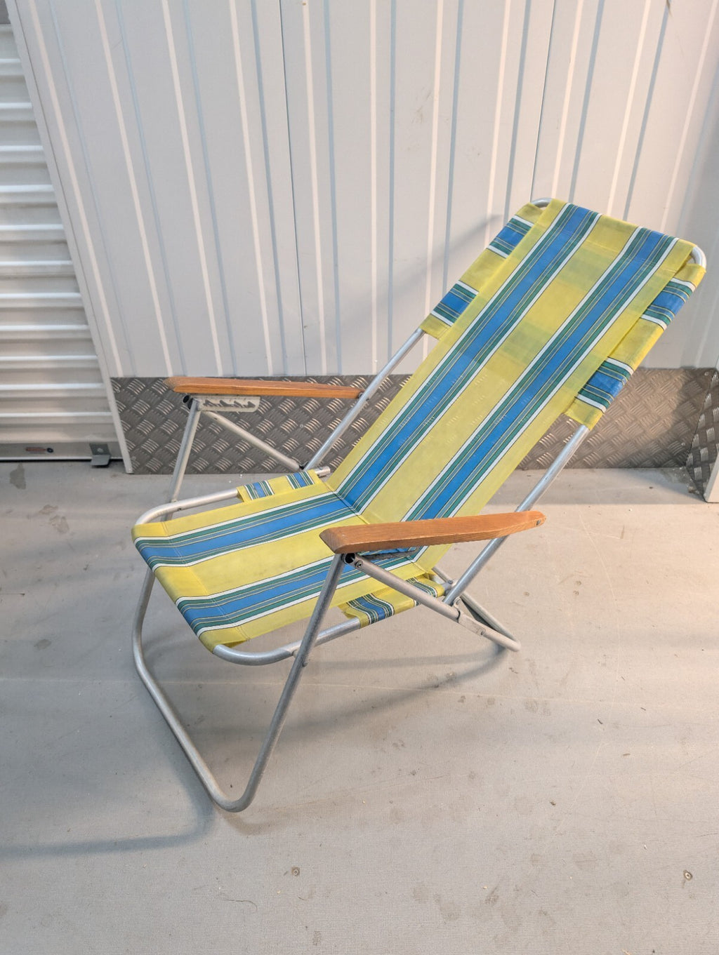 Vintage 1970s Folding Reclining Garden Chair Retro Striped Camping Deck Chair