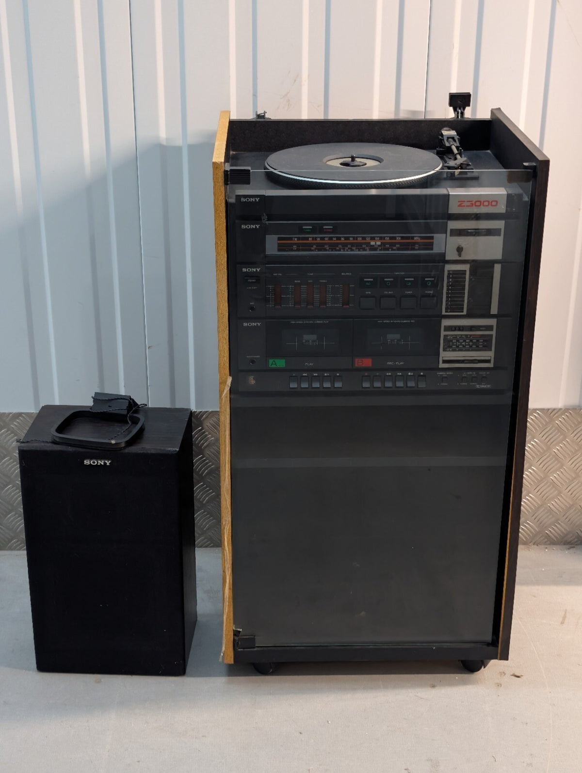Sony Z-3000 Vintage Stereo Music System Turntable Cassette Radio HiFi Cabinet