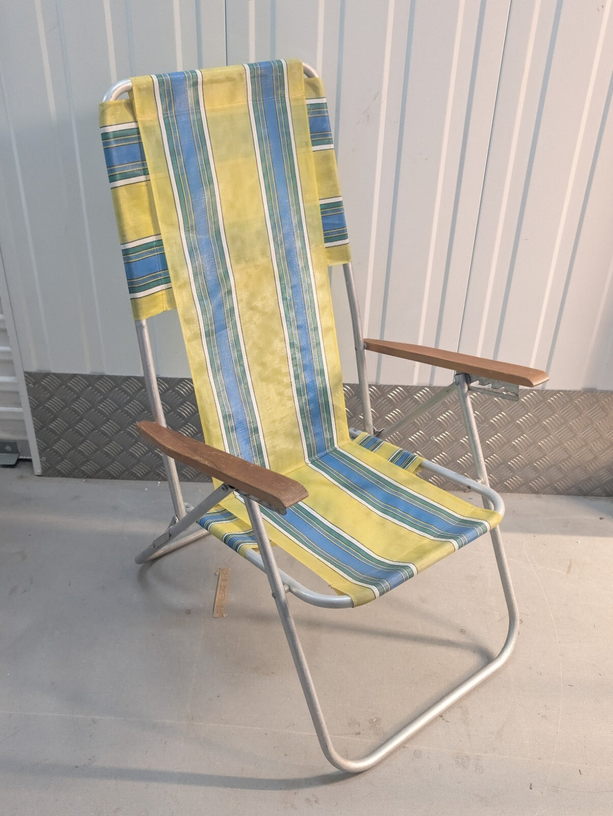 Vintage 1970s Folding Reclining Garden Chair Retro Striped Camping Deck Chair